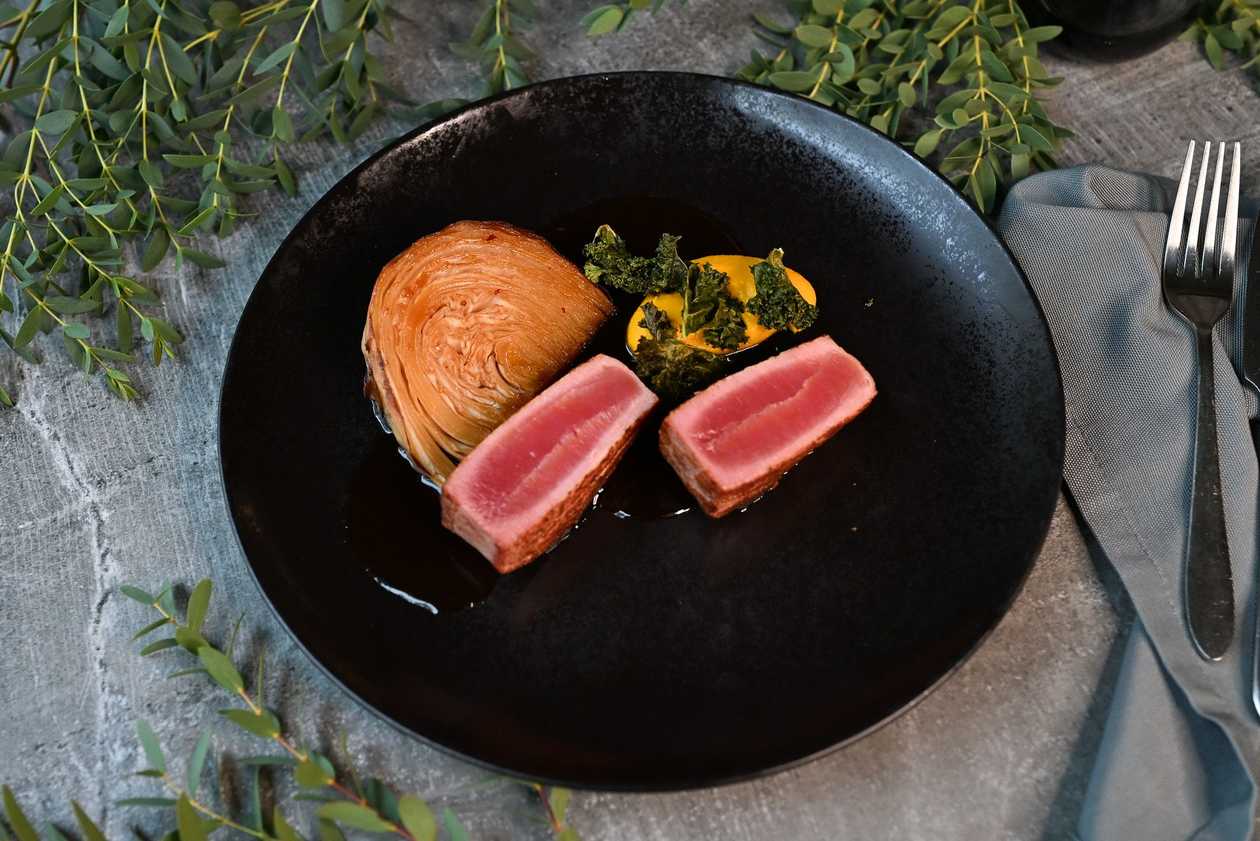 Yellowfin tuna steak