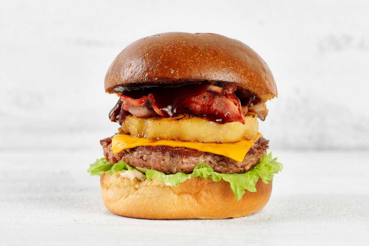Buster’s Pineapple Burger