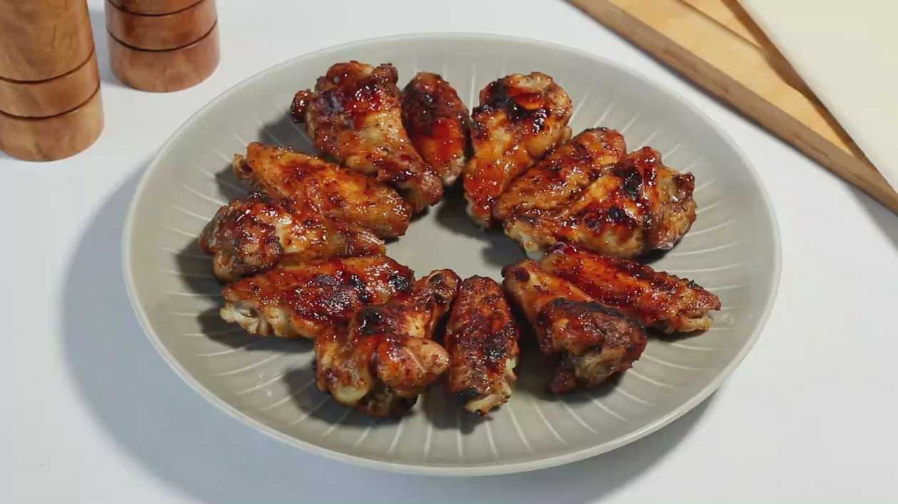 Aripioare de Pui cu Sos pe Grill 6 buc