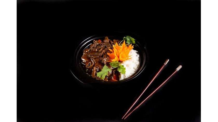 Bo Sot Ngu Vi-vita cu condiment 5 spice si orez jasmine