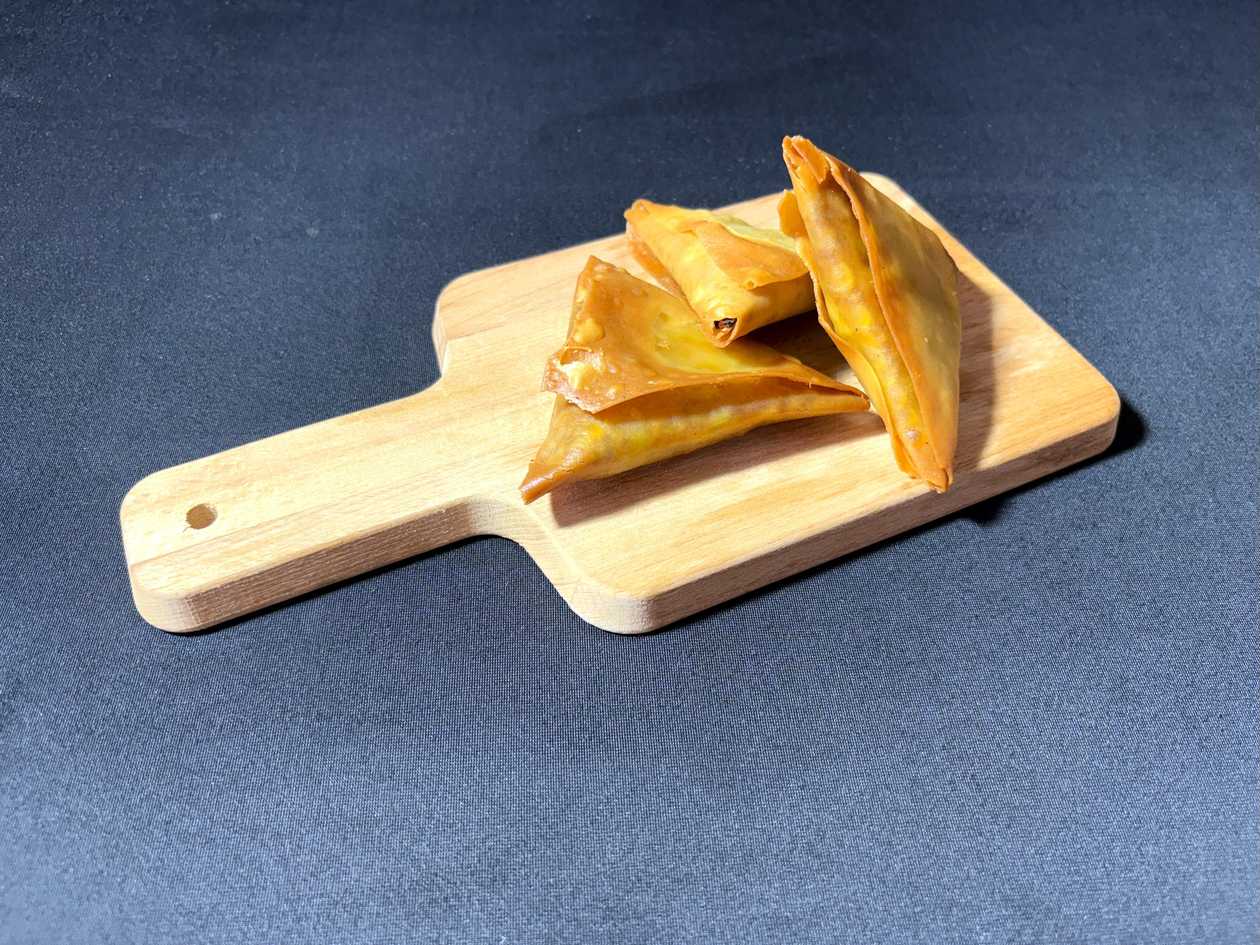 Chamuça de Frango 50g (1 unidade)