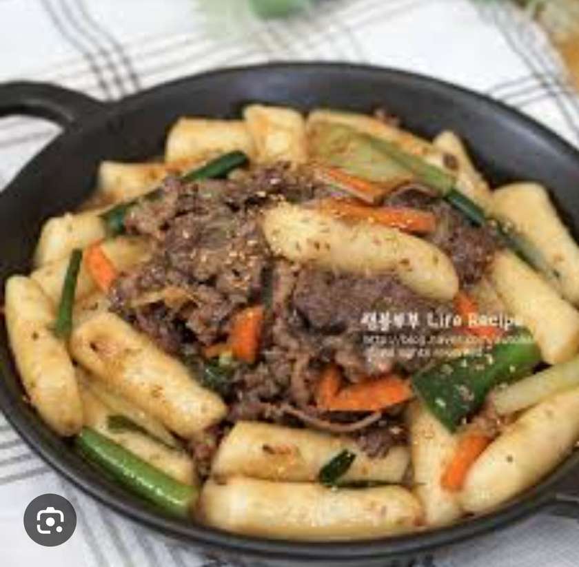 Tteokbokki with Bulgogi