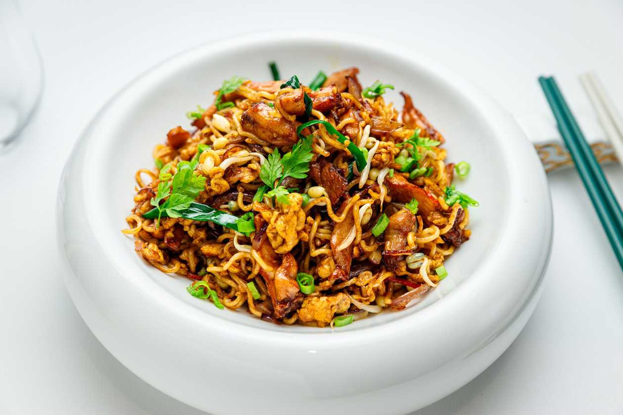 Singapore Fried Vermicelli with Chicken