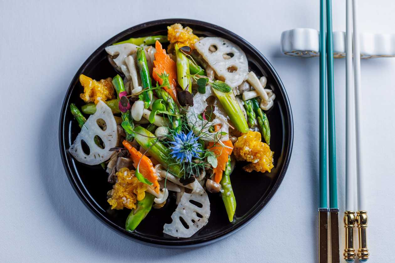 Stir-Fried Asparagus with Lotus Root & Mushrooms
