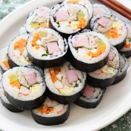 Kimbap with Tuna
