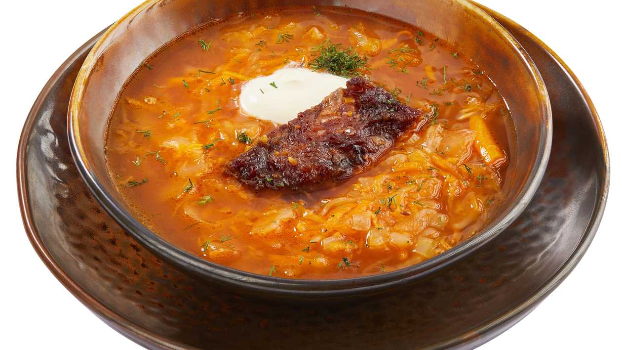 Sauerkraut soup with smoked ribs