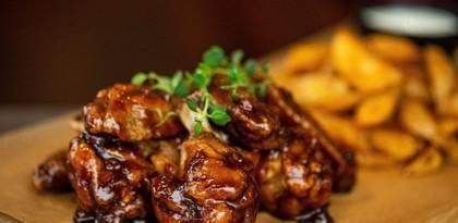 Traškūs vištienos sparneliai