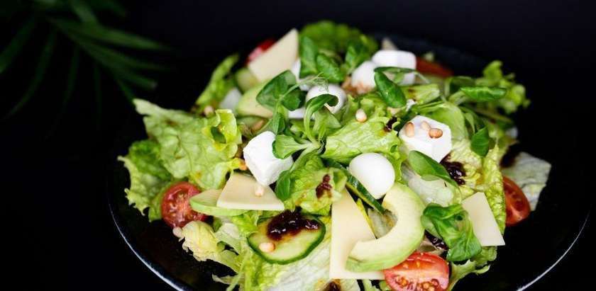 Trijų sūrių salotos