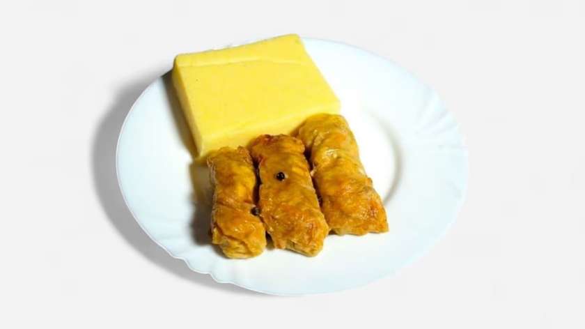 Sarmale cu mamaliga si smantana