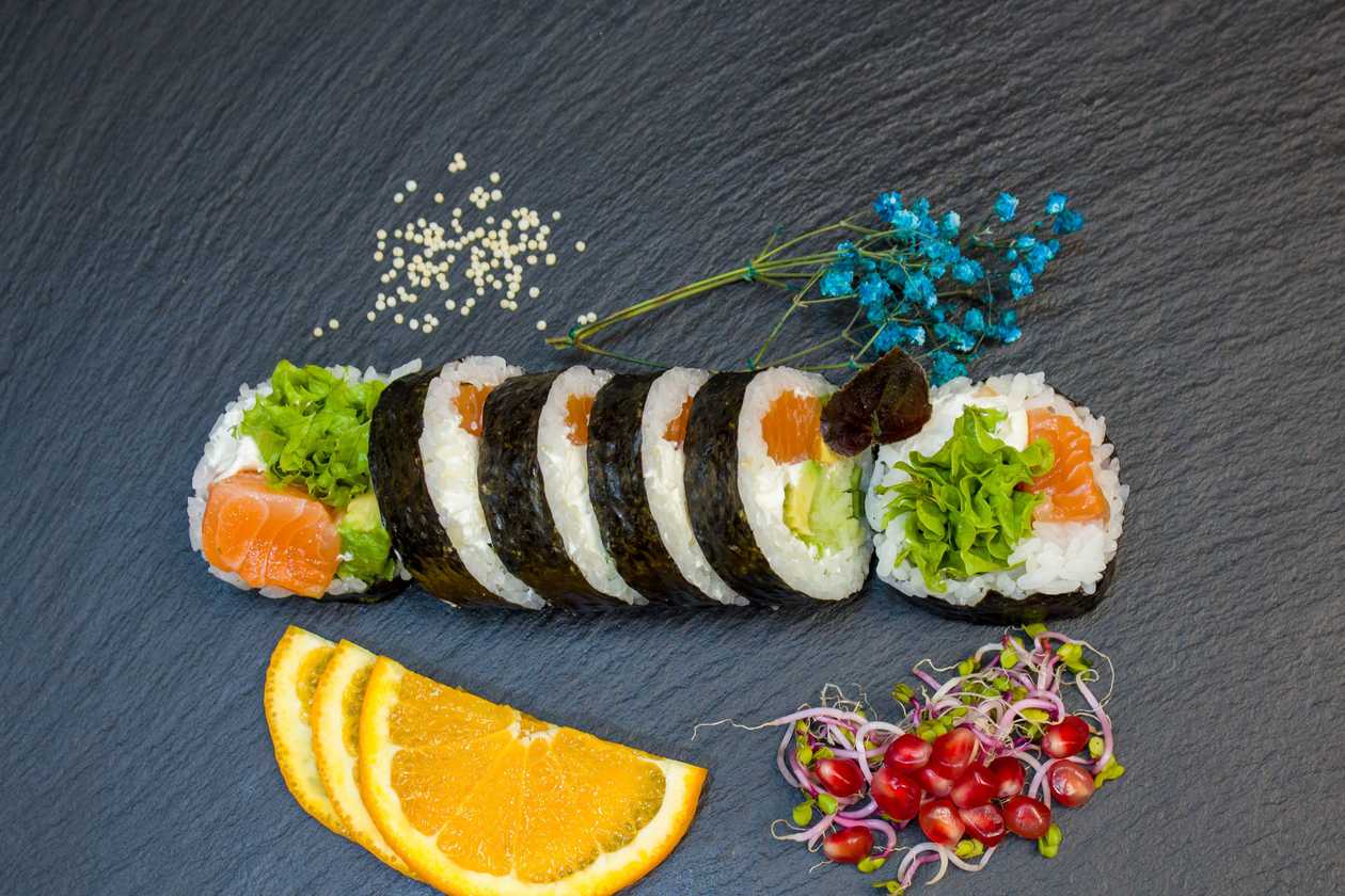 Futomaki ŁOSOŚ SUROWY | 6 szt