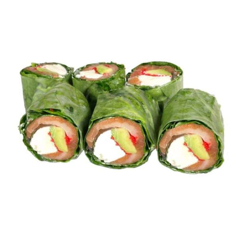 Spring Roll with Spinach and Salmon