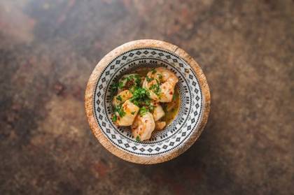 Shrimp garlic with wine sauce