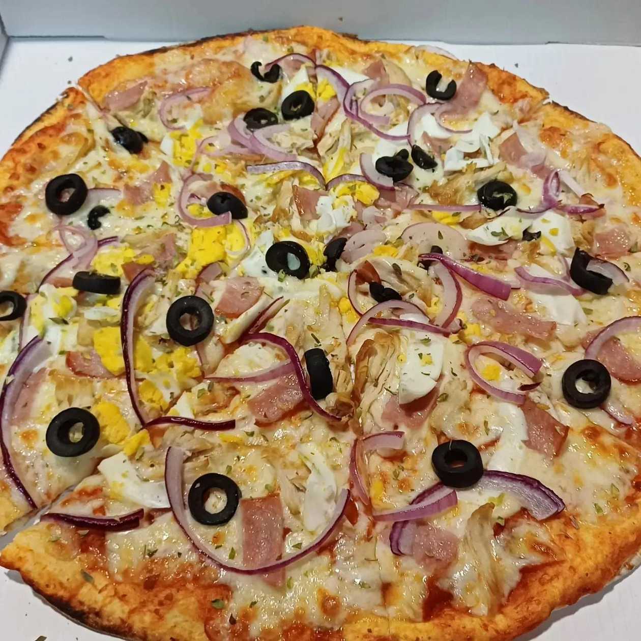 🎁 2x1 Pizza Portuguesa med.⭐️⭐️⭐️⭐️⭐️ ( 29 cm)