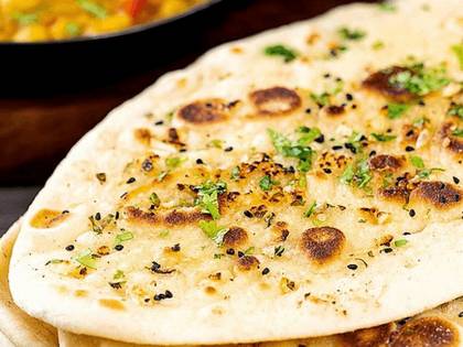 Garlic Naan/ Česnekový naan