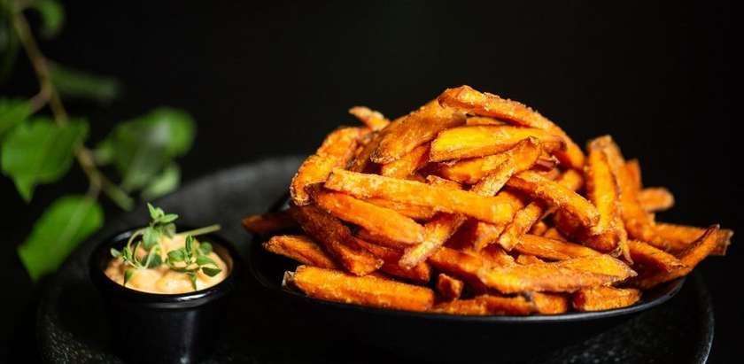 Gruzdintos saldžios bulvytės su kimchi majonezu