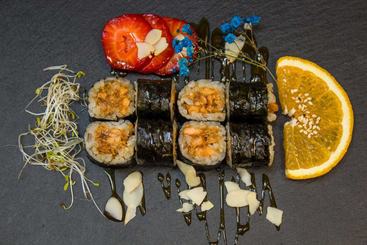 Hosomaki ŁOSOŚ GRILLOWANY | 8 szt