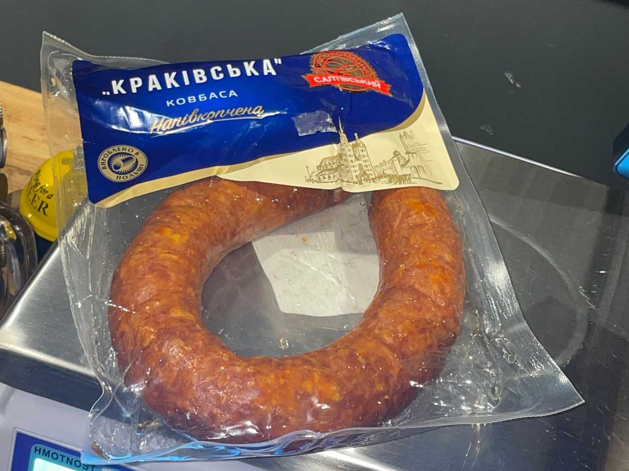 Krakivská klobása – polokouřená ukrajinská specialita