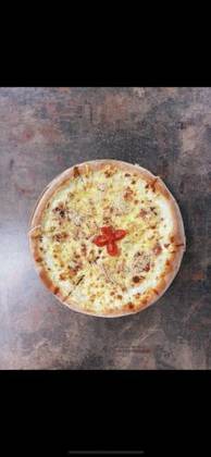 Pizza quattro formaggi