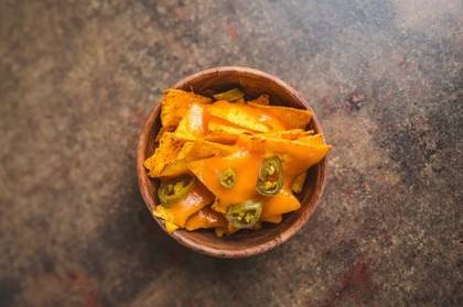 Nachos, cheddar and jalapeno