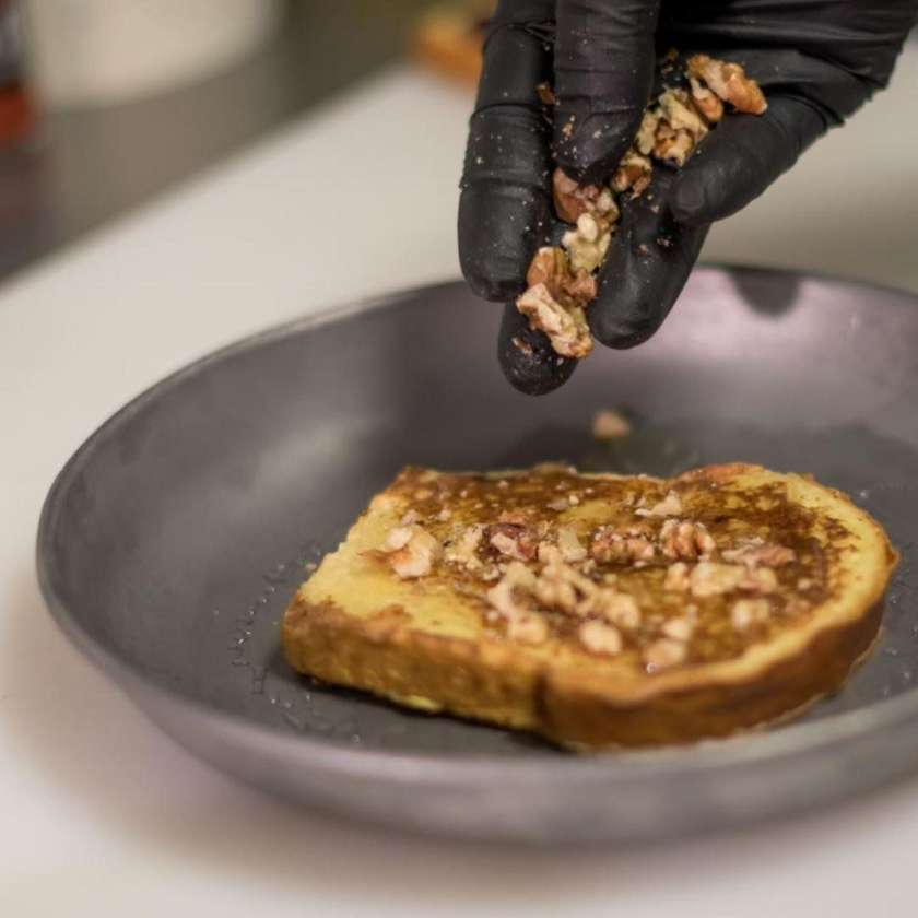 Friganele cu nuca si miere coapta