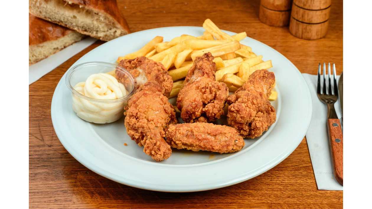 Crispy Chicken Wings Meal