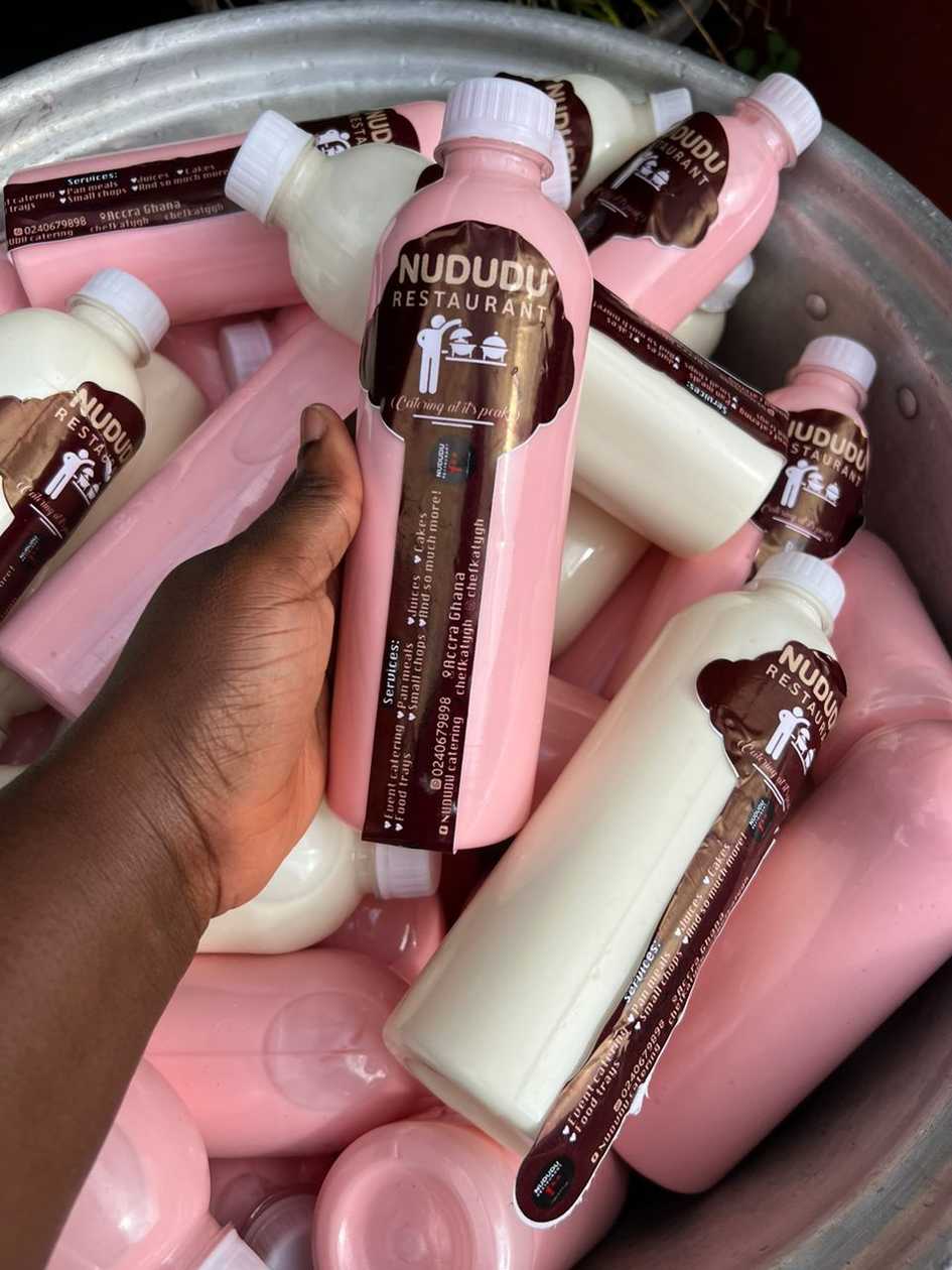 Strawberry yogurt 350 ml