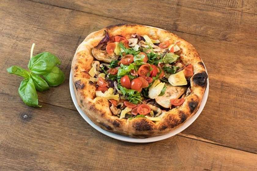 Pizza Vegetariană Napoletano – fresh & echilibrată
