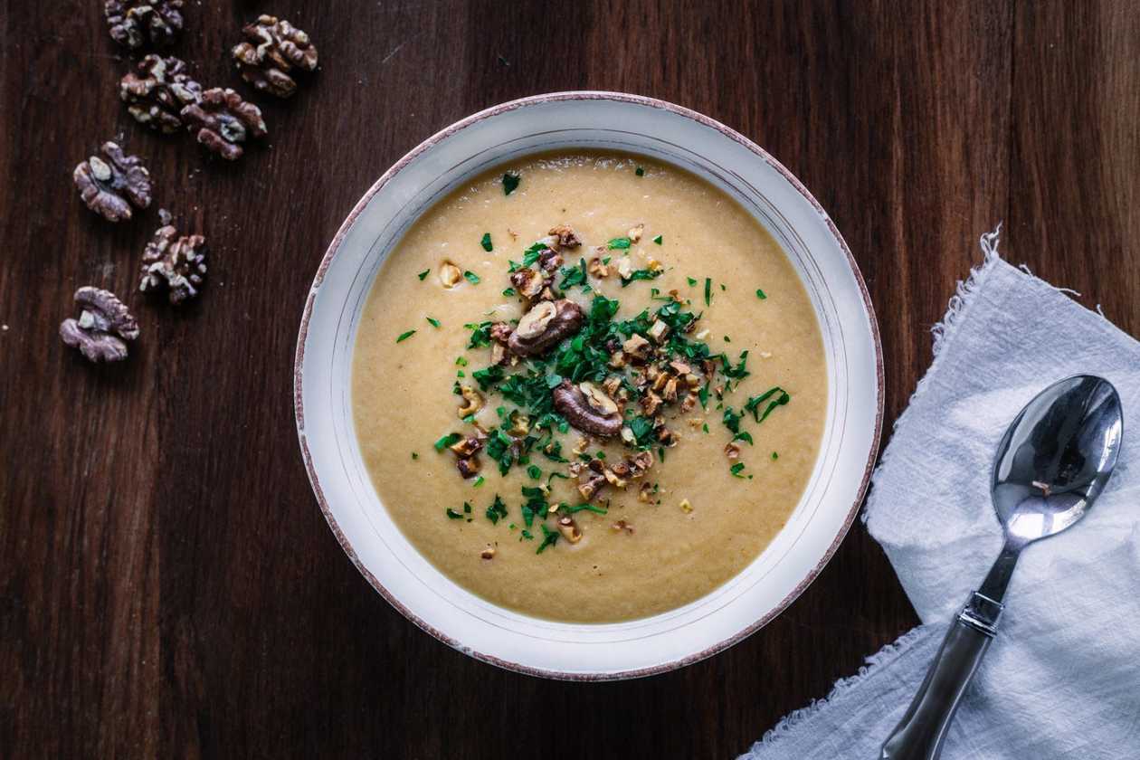 Roasted Cauliflower Soup