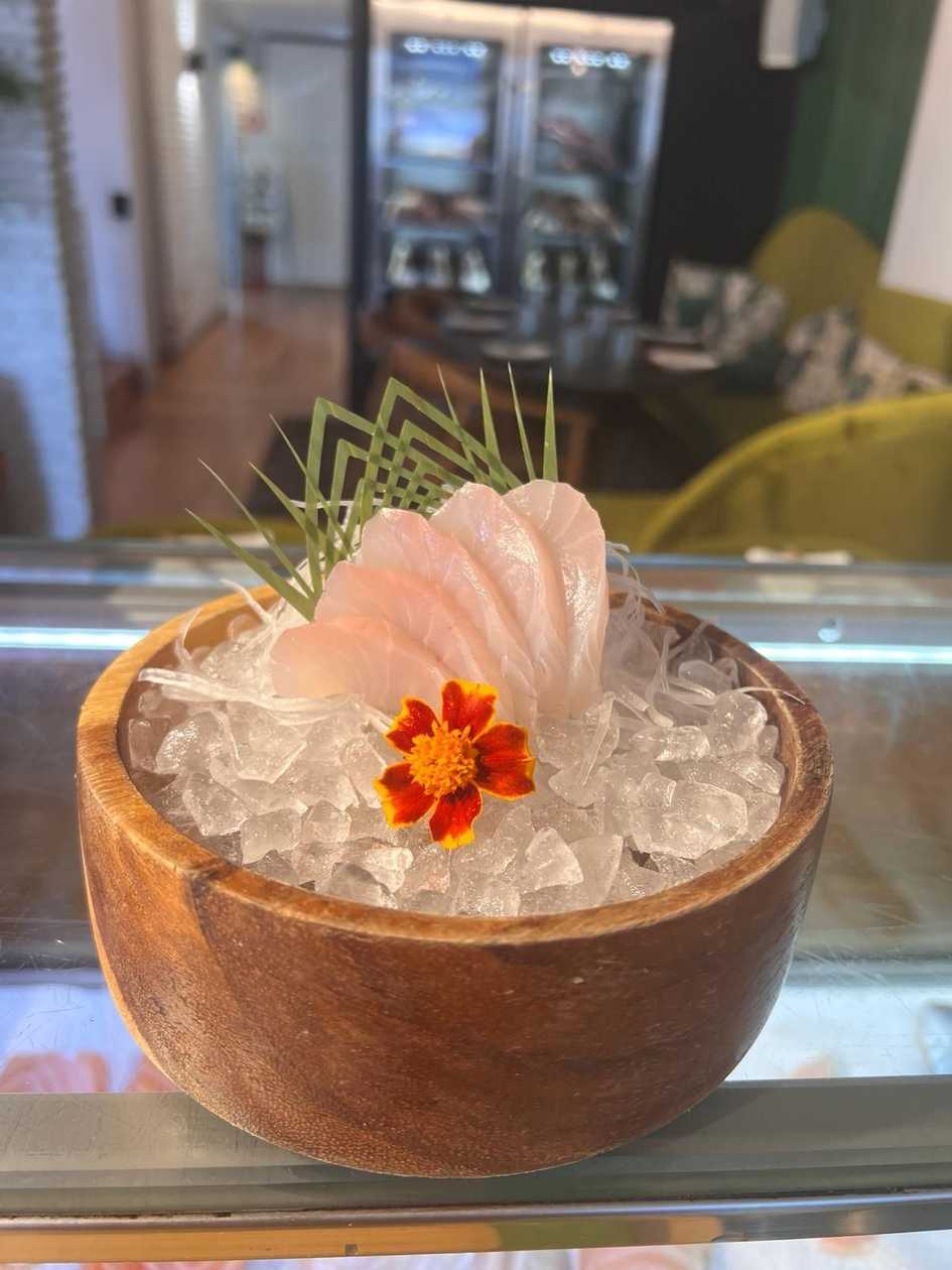 Sashimi Dourada