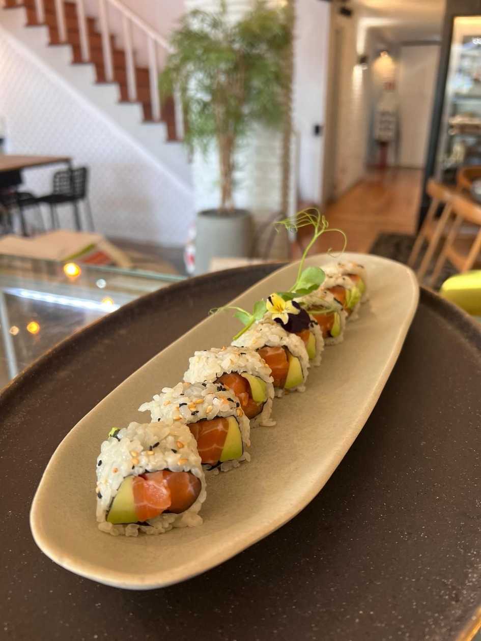 Urumaki Salmon & Avocato