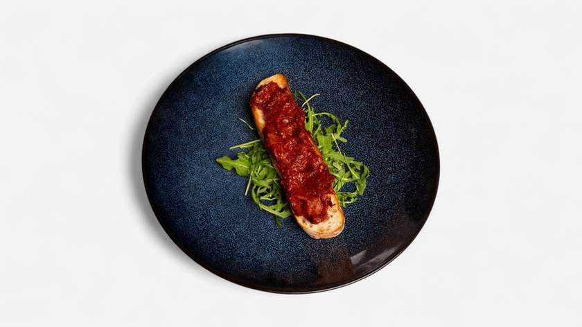 Brusketa s talianskou pikantnou pomazánkou