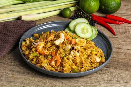 Orez cu Fructe de Mare