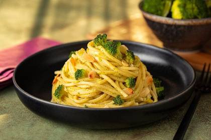 Spaghete cu Brocoli si Urechi de Lemn