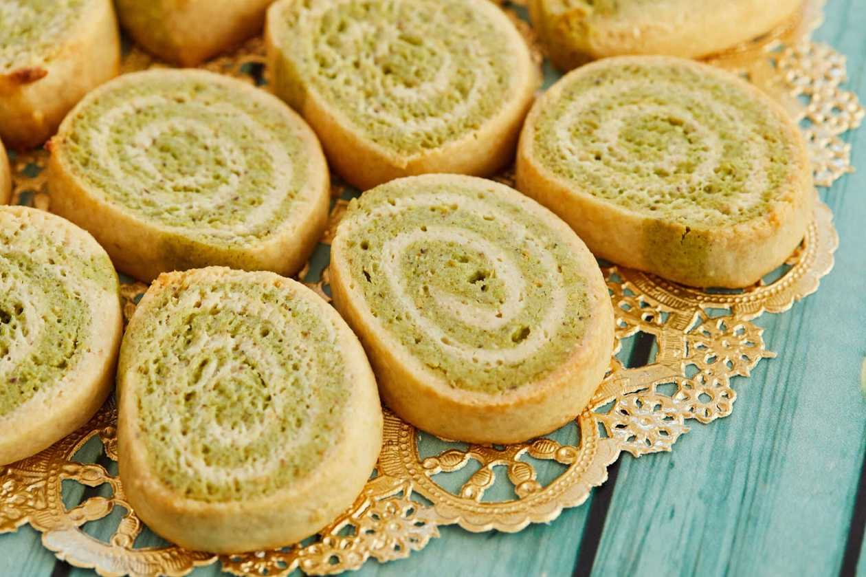 Pistachio Rolls