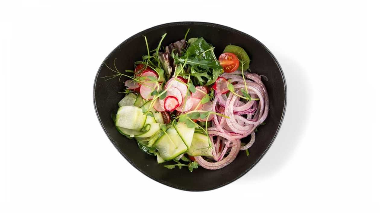 Mixed Vegetable Salad with Arugula