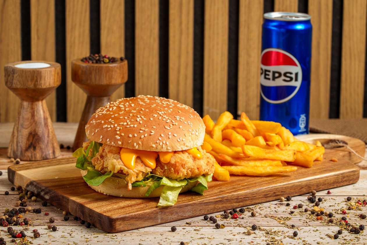 Meniu Crispy Burger
