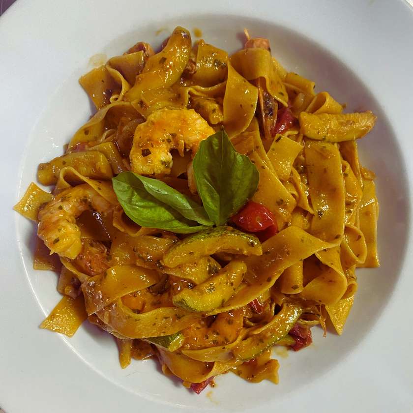 Pappardelle Zucchini, Prawn & Pesto