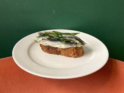 Tapas with marinated anchoives