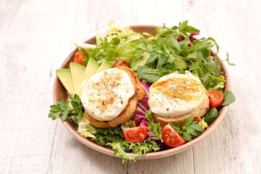 Goat cheese salad