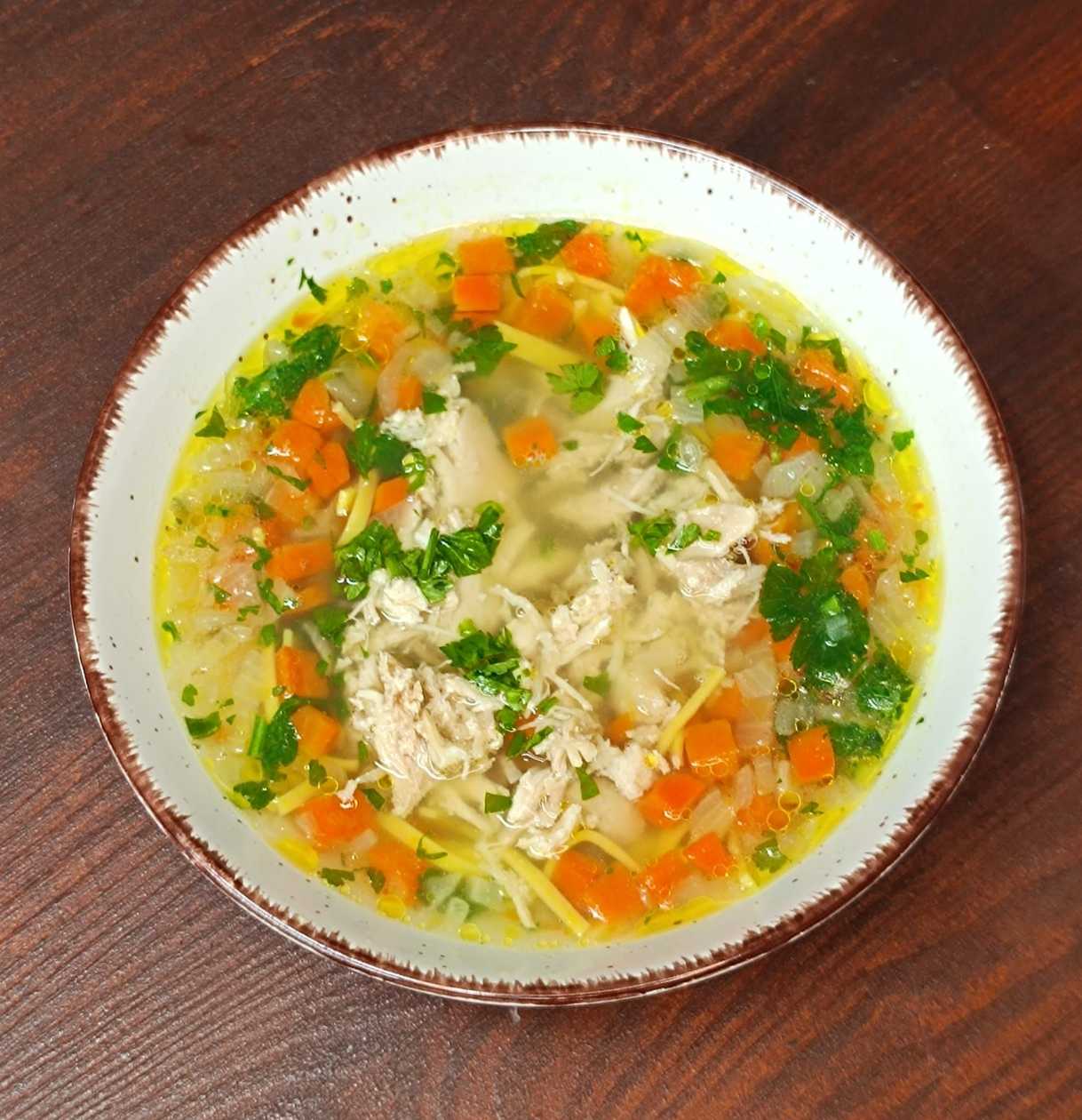 Supă de pui cu tăiței de casă- 3L