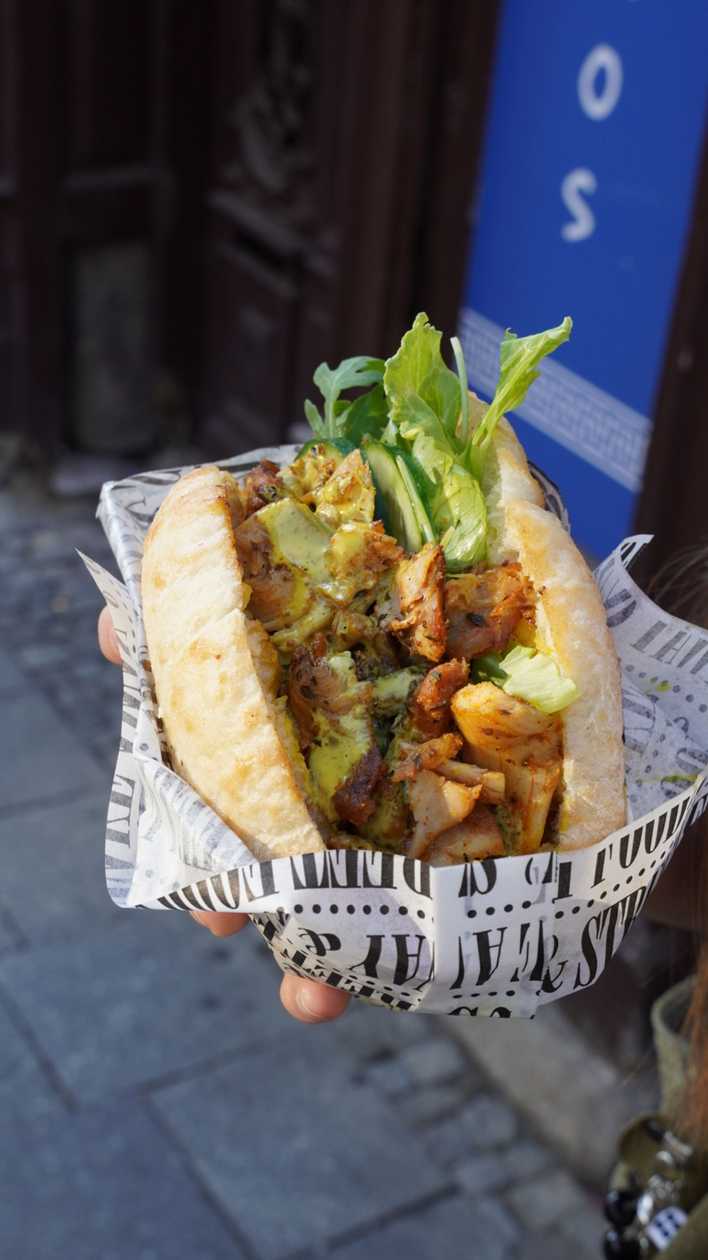 Gyros v čerstvém pita XXL masa