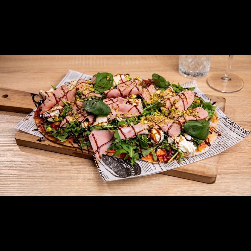 Mortadella Pinsa