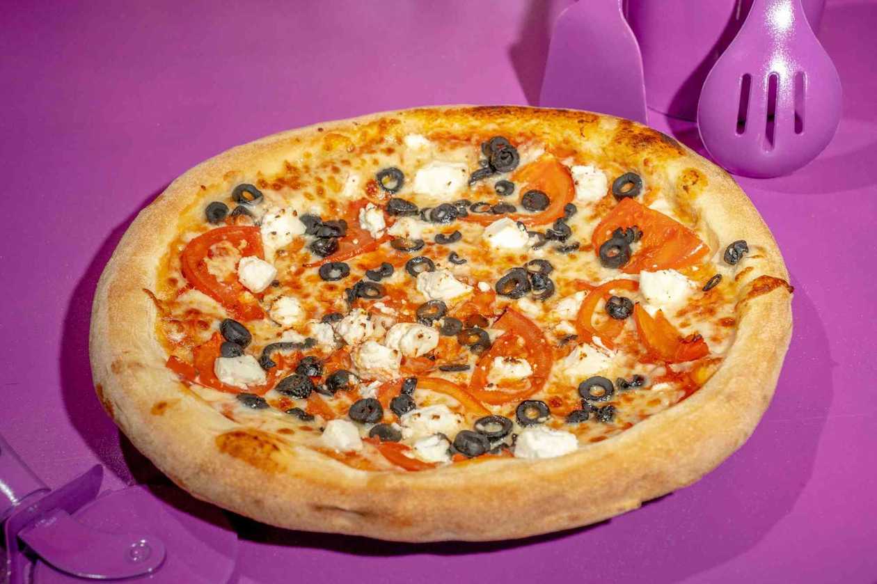 DE POST! Pizza Mediterană 570 g