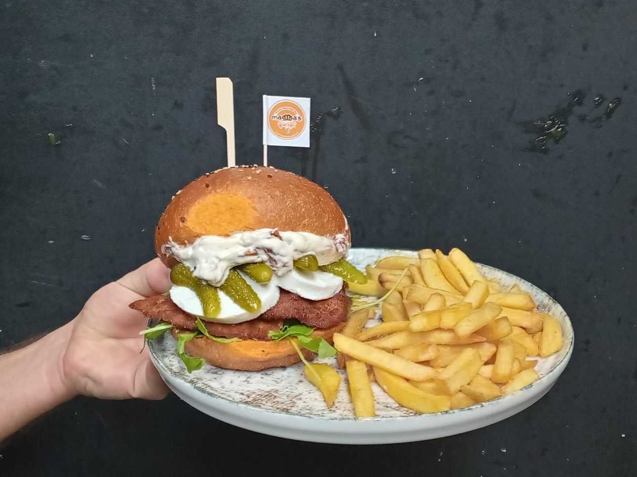 Crispy Maltese Chicken Burger