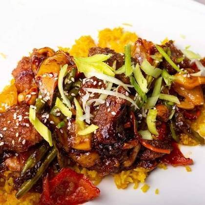 Tigaie Picanta de Vitel