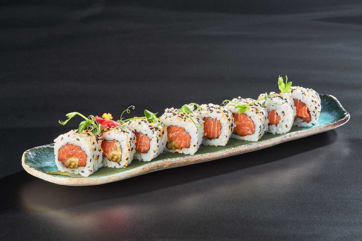 Spicy salmon 8pcs 180g