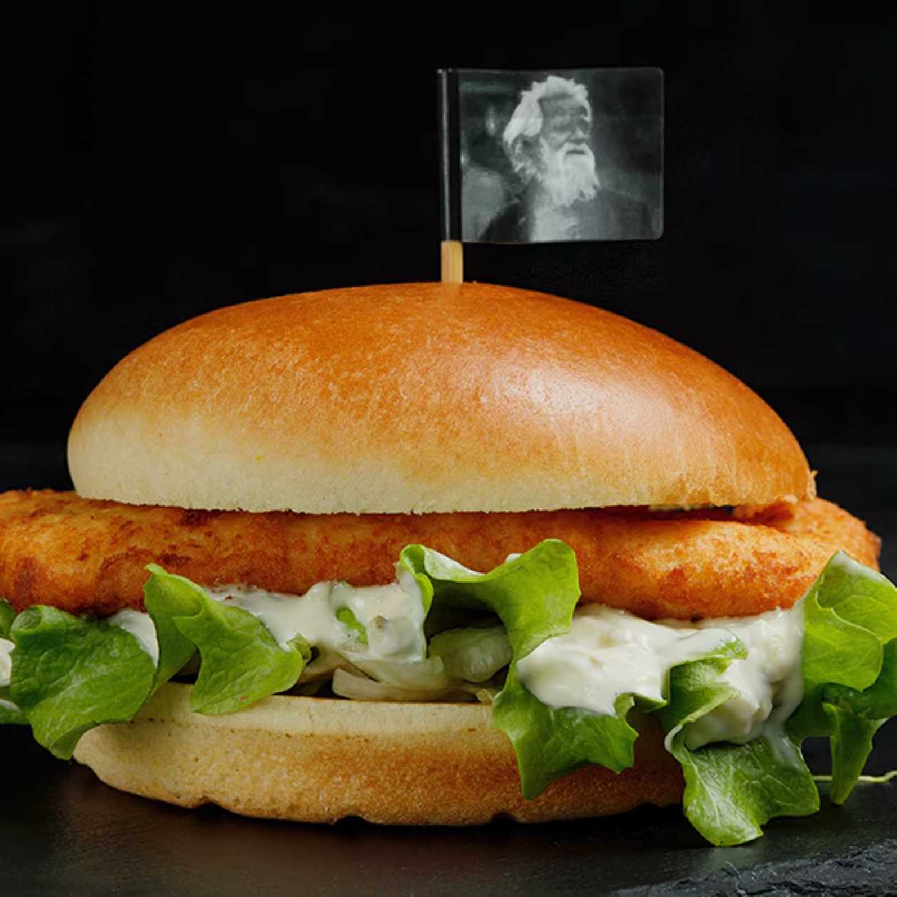 Burger LUCA cu Șnitel de pui