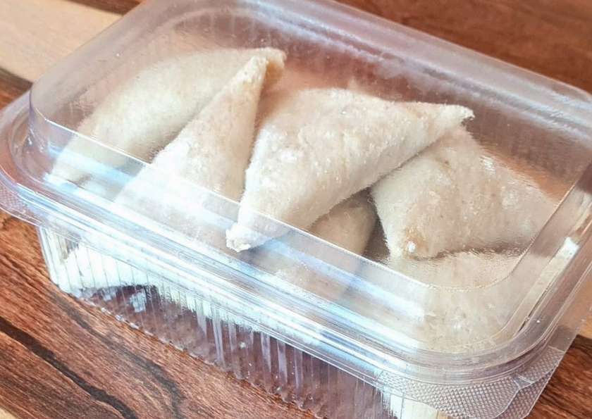 Frozen Samosa Packed (10 pieces)