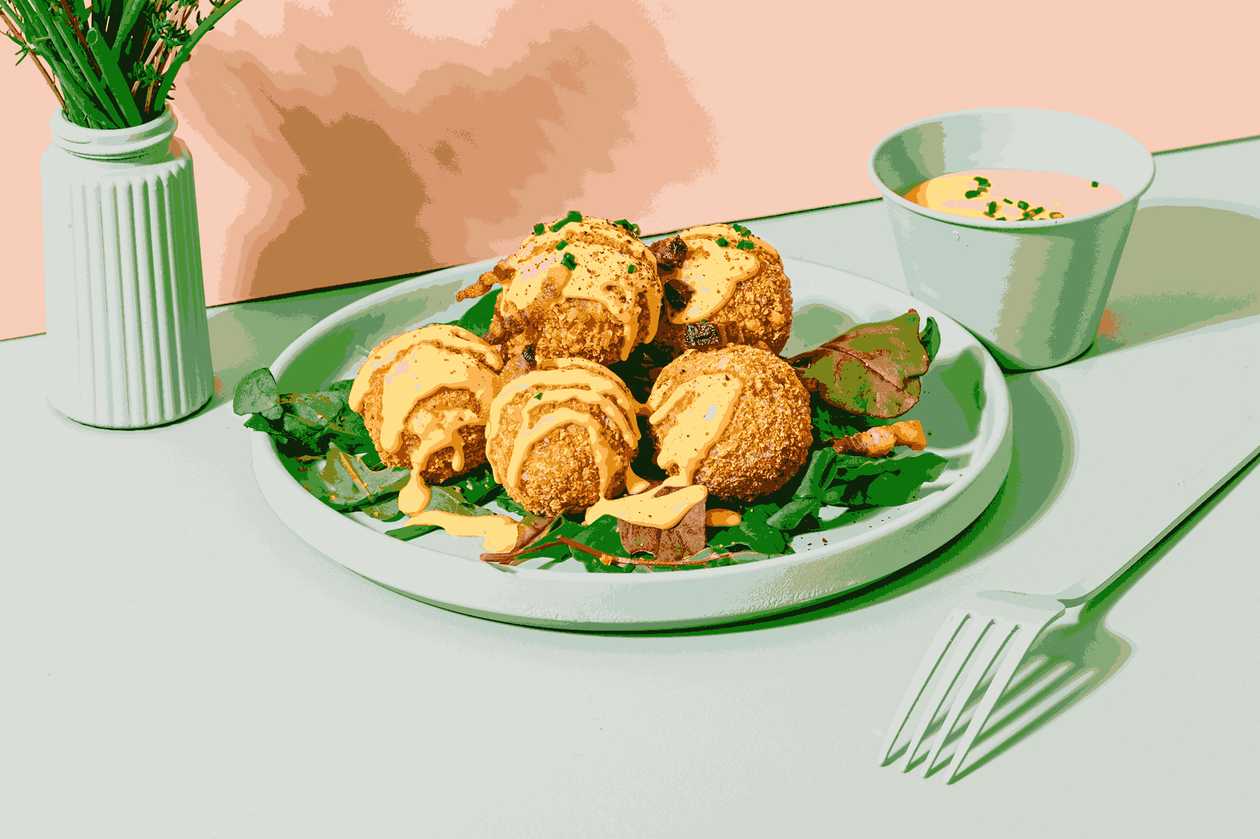 Bulete de cartofi cu sos de cas 200/50gr