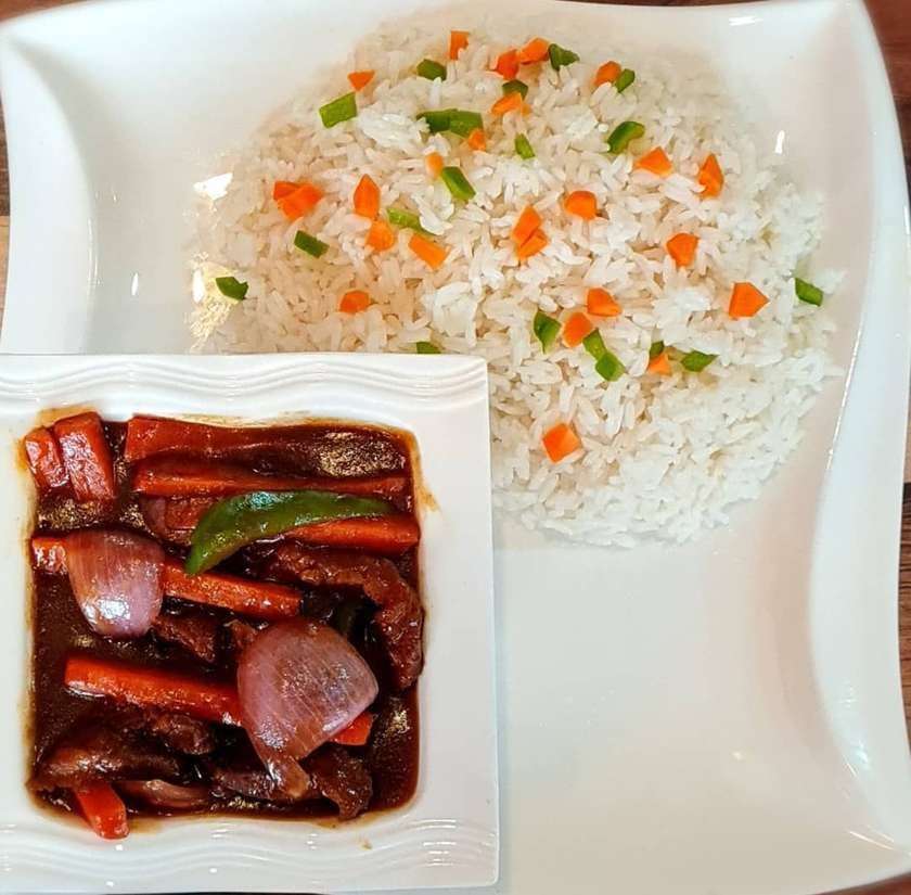 Plain Rice with Sliced Beef Sauce